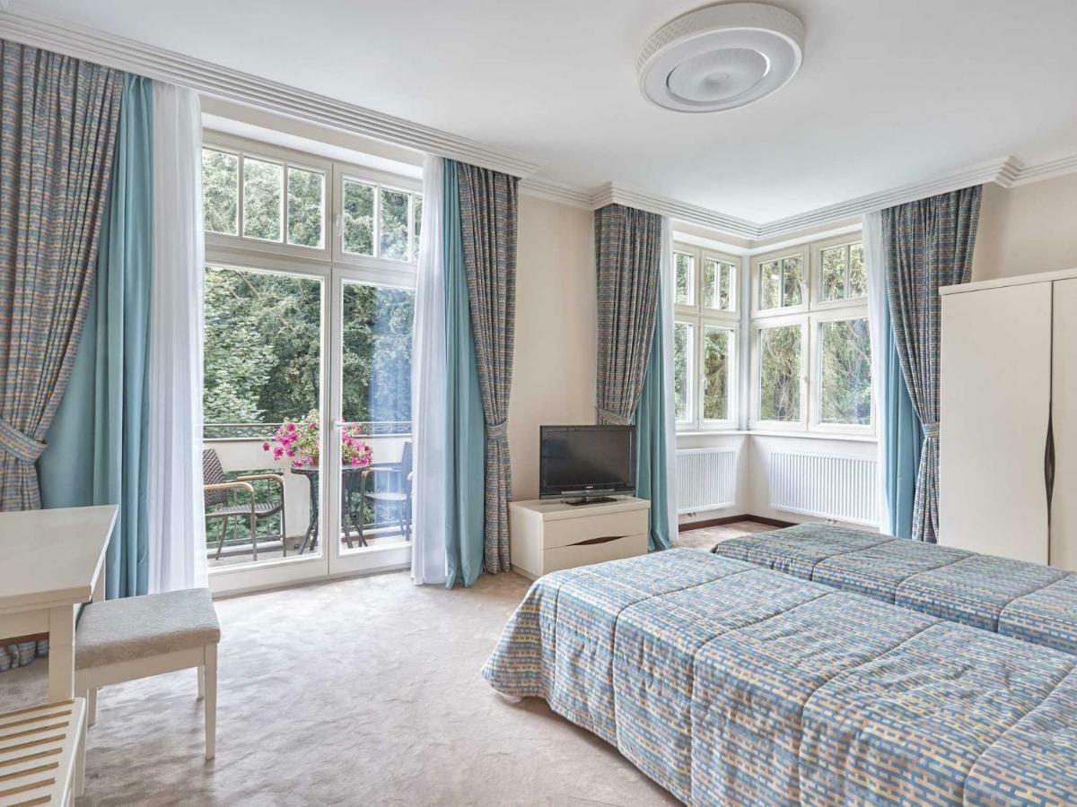 Apartment Villa Dionysus Karlovy Vary Exterior photo